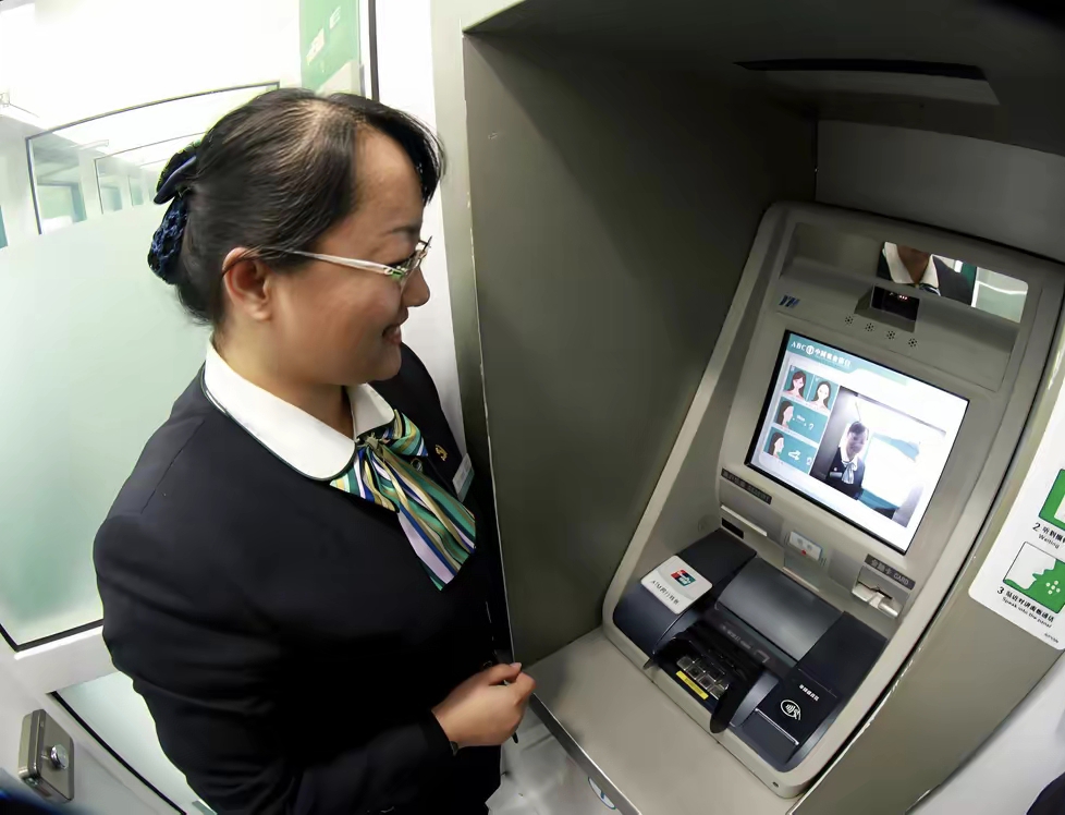 鹤岗广州医保卡提取现金(广州医保卡提取现金怎么提)