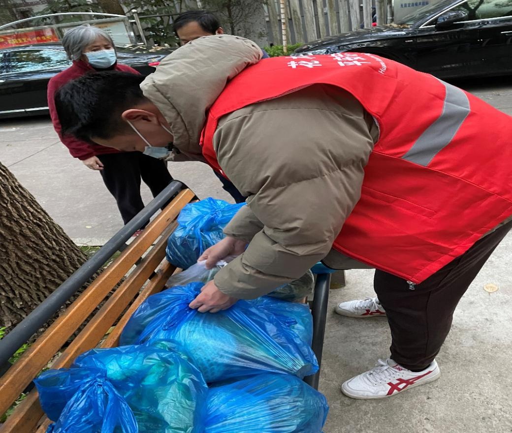 鹤岗24小时高价回收医保小额(医保小额提取代办600以内)