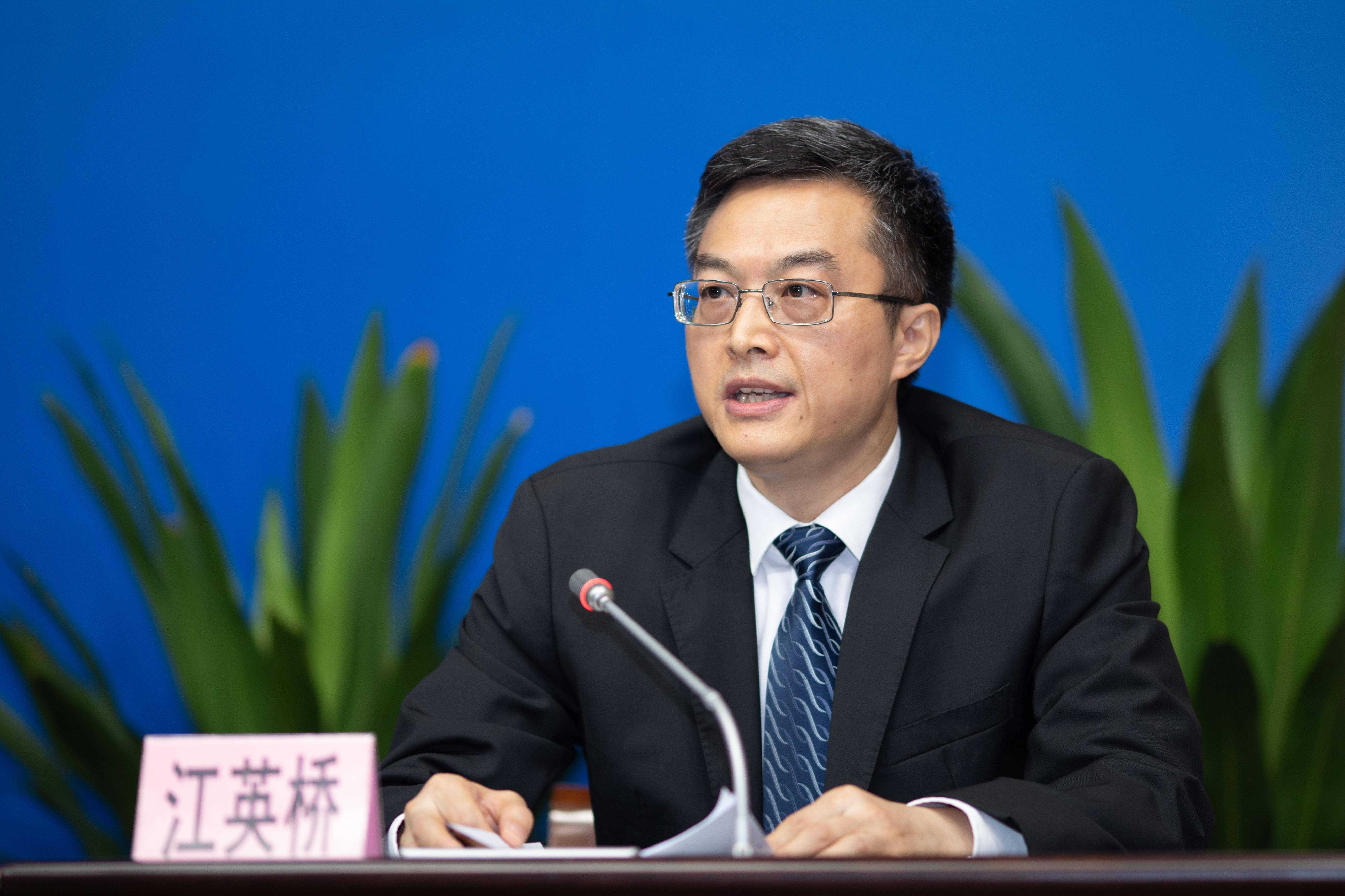 鹤岗广州24小时套医保卡(广州哪里可以套社保卡)